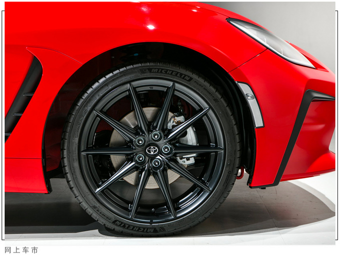 丰田全新86下月亮相换搭2.4L引擎/内饰配置升级-图5