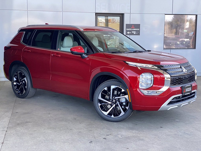 三菱新款欧蓝德实拍搭2.5L/外观内饰全面升级-图1