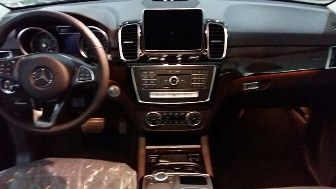 2018款奔驰GLE400 设计前卫爆款锋芒毕露-图7