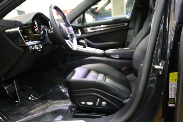 保时捷Panamera配置更拉风 揭秘牛气性能-图10