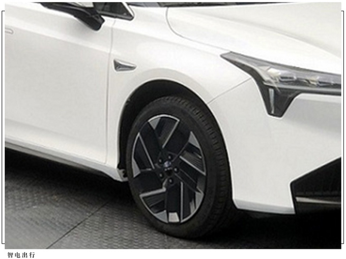 广汽埃安新车曝光 定名AION S Plus/起售或超16万-图4