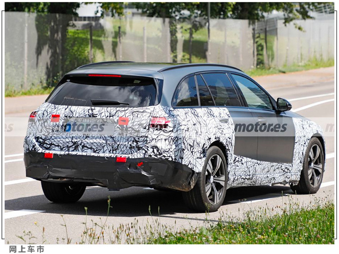 奔驰C级新车型路试曝光今年年底发布/入门搭2.0T-图4