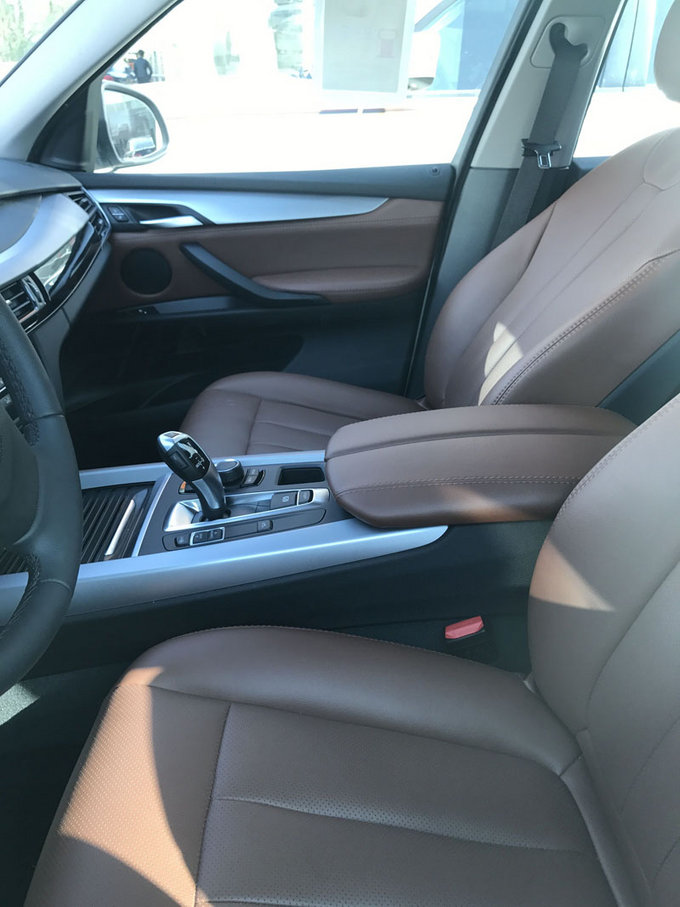 2018款宝马X5口碑飙升 时尚新标杆限时降-图8