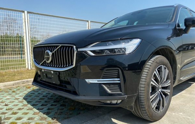 沃尔沃新xc60内饰曝光换20t轻混售价全面上调