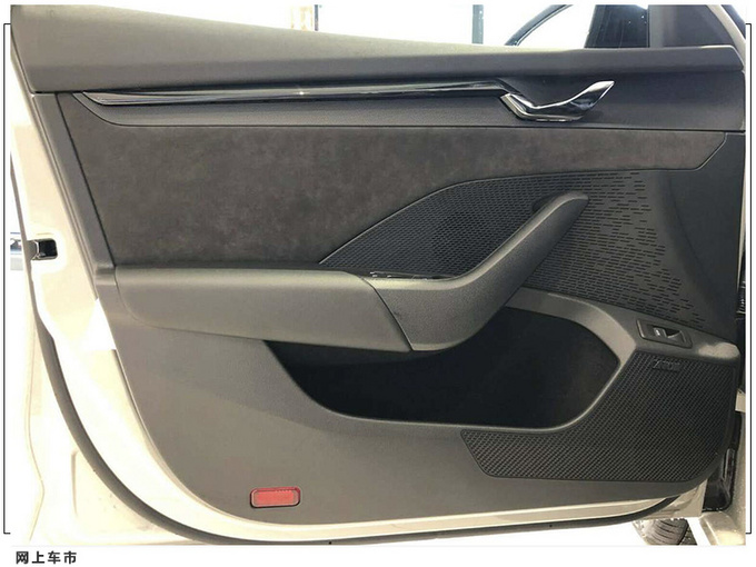 斯柯达全新明锐实拍曝光 搭2.0T引擎/安全配置丰富-图8