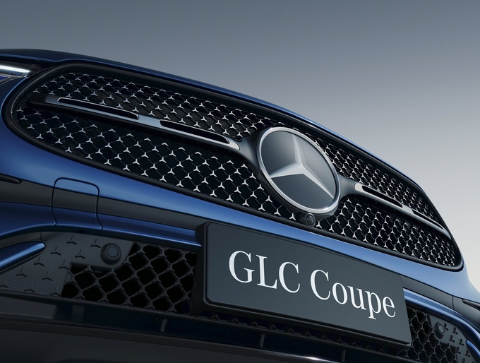 全新奔驰GLC轿跑SUV上市售价区间48.95-56.60万元-图5