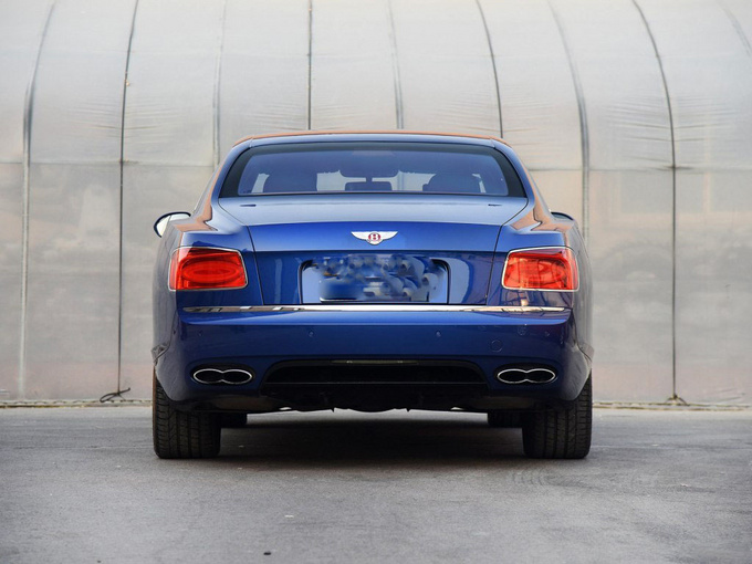2018款宾利飞驰V8S 特惠价豪车装备丰富-图4
