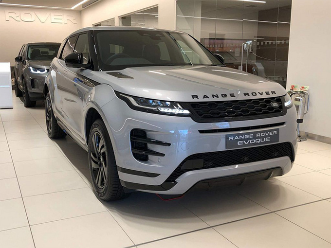 路虎新款极光实拍搭2.0T引擎/配搭双色车身-图1