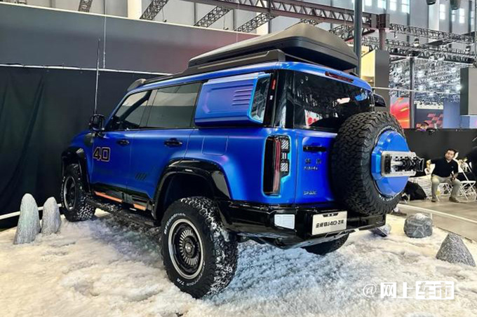 新北京BJ40首发车身加长16cm 比坦克300还大-图5