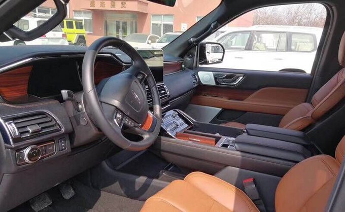 18款林肯领航员SUV升级 尽显本色商务范-图8