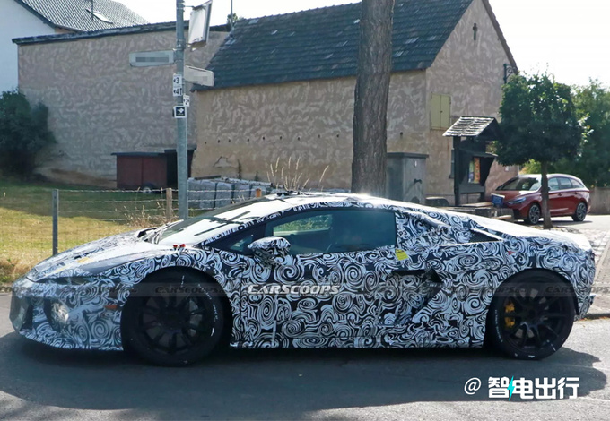 兰博基尼全新小牛曝光确认换搭保时捷引擎-图4