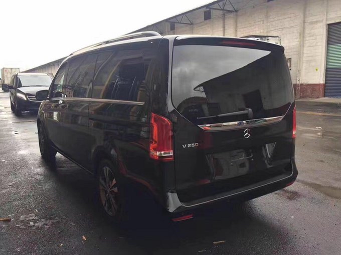 奔驰V250配置参数明细表 超高端商务MPV-图3