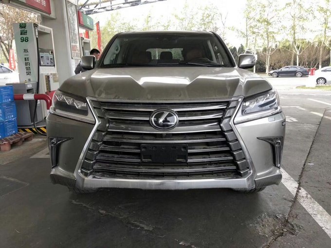 18新款雷克萨斯LX570 外驭豪迈内蕴尊崇-图2
