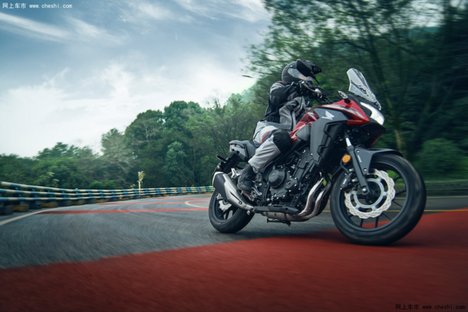 hondawing中排车型丨cb400fcb400x劲速来袭