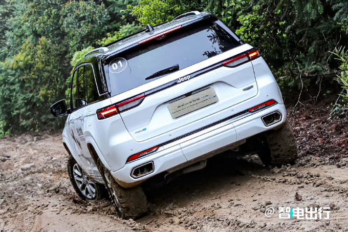比预售更便宜Jeep新大切诺售64.99万起 油耗大降-图7