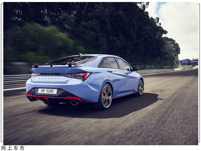 现代伊兰特旅行版曝光搭2.0T引擎/5.3秒破百-图5