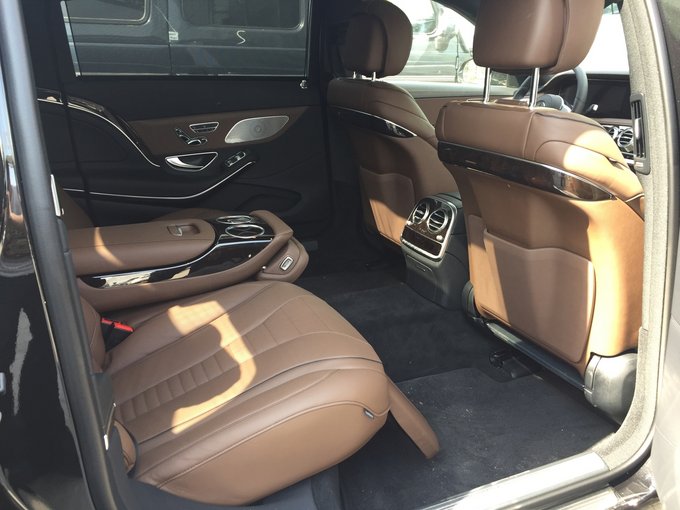 18款奔驰迈巴赫S560 四驱豪车全方位实拍-图16