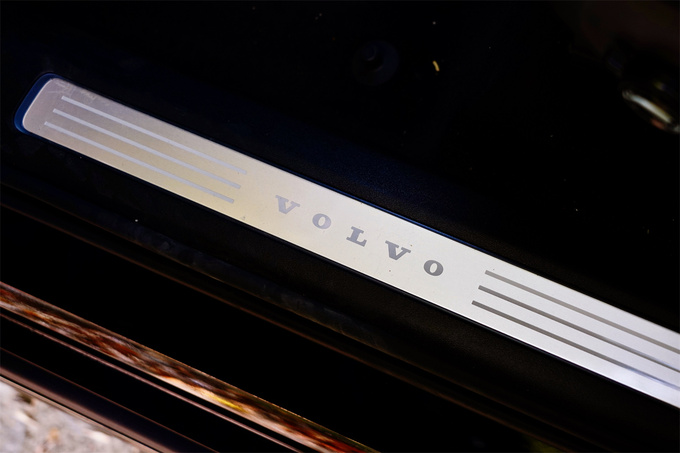 《豪华180》评测沃尔沃XC90足够安全/足够低调的豪华旗舰-图51