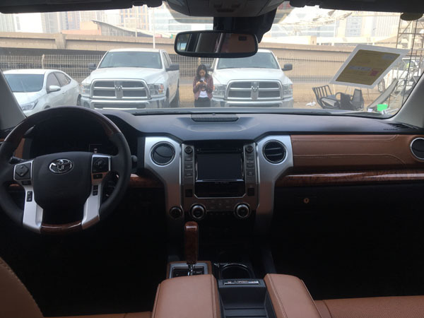 2018款丰田坦途1794版 搭配合理功能齐全-图6