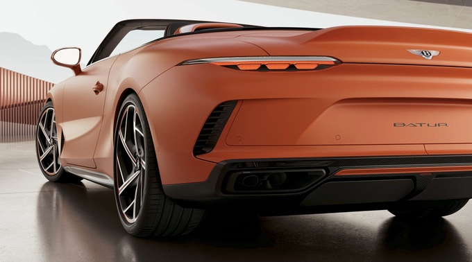 宾利BATUR敞篷版官图发布MULLINER打造全球限量16台-图5