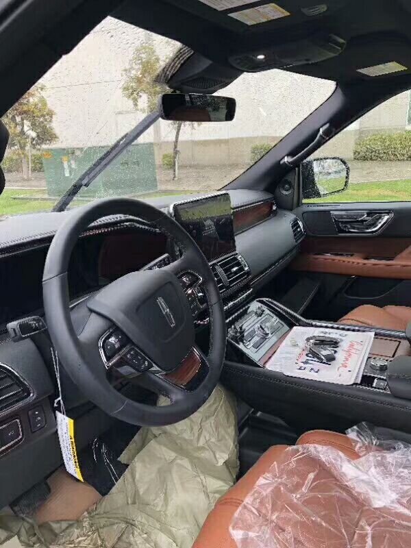 18款短轴林肯领航员即将到港 图文看亮点-图4