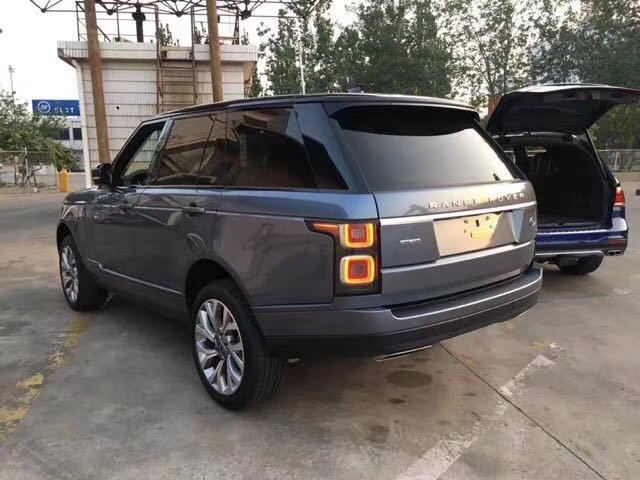 18款路虎揽胜3.0行政柴油 限量拜伦湾藍-图7