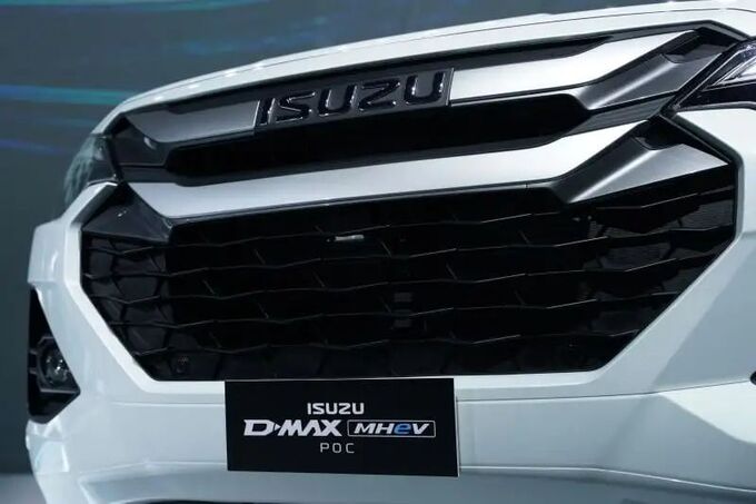 五十铃D-MAX柴油轻混版首次亮相纯电版将于2025年生产-图1
