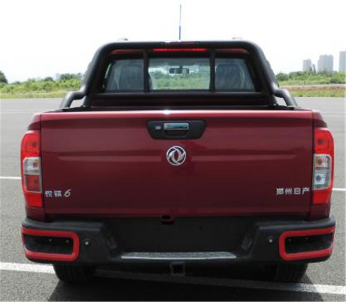 郑州日产锐骐6推出不死乔版可合法拖拽2.5吨-图4