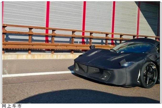 法拉利全新敞篷跑车谍照搭V12引擎/采用拉法底盘-图1