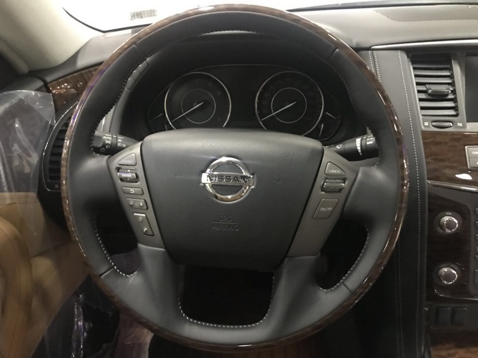 19款日产途乐Y62配置升级 SE铂金版特供-图5