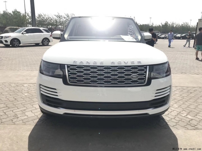 18款路虎揽胜行政 港口销量一直火爆促销-图1