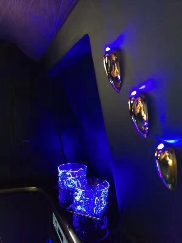 真正美规路虎皇家一号 加长5.98米促销中-图6