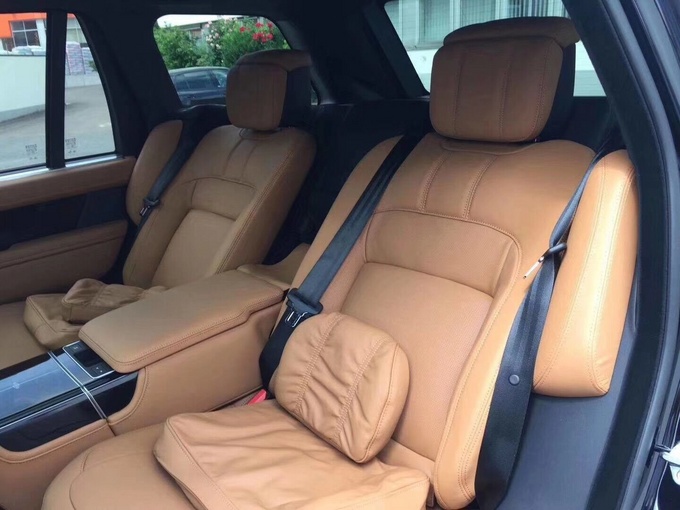 18款路虎揽胜创世加长 混动新能源新体验-图6