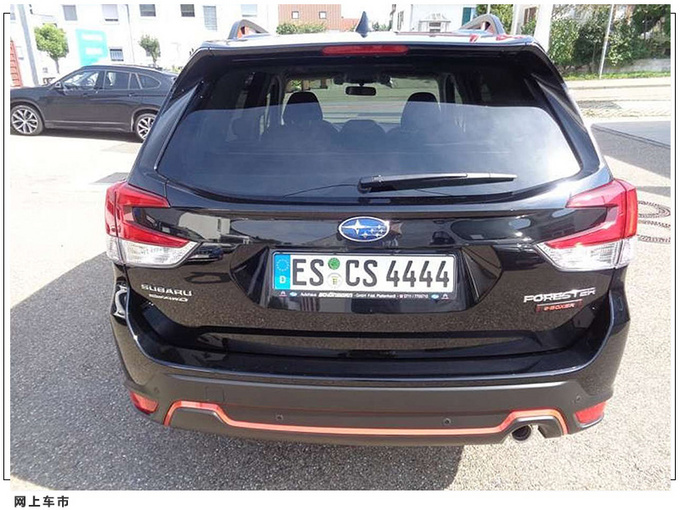 斯巴鲁森林人海外实拍搭2.0L/尺寸超RAV4荣放-图4