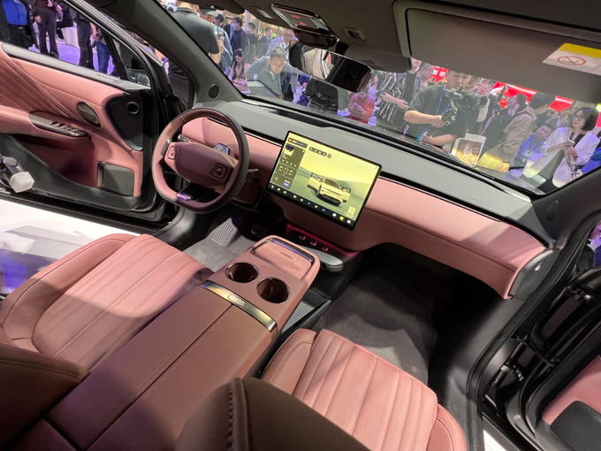 2024北京车展长安启源E07实拍体验首款量产可变形汽车-图7