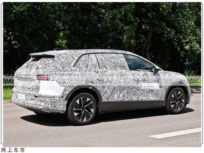 奥迪全新SUV现身德国尺寸媲美Q7/专为中国打造-图5