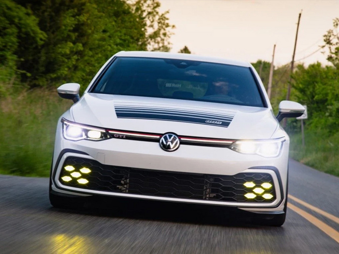 全新高尔夫GTI改装版 换装经典BBS轮毂/配专属涂装-图1