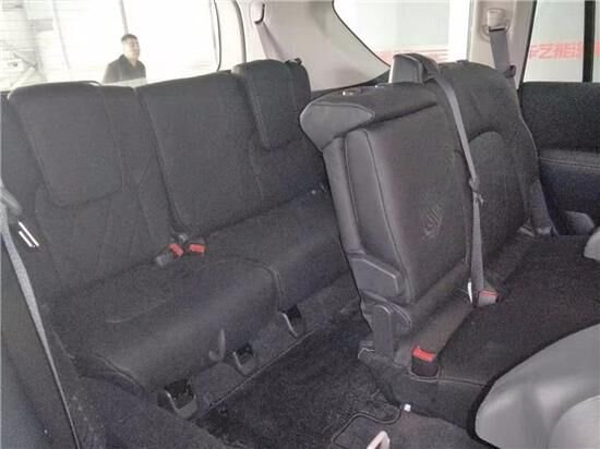 2018款日产途乐4.0 都市越野性价比突出-图5