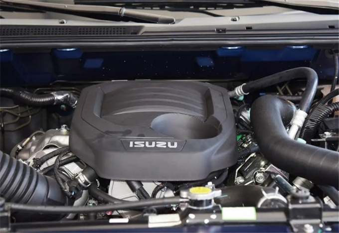 D-MAX 1.9T特装版上市炫酷专属涂装售22.48万-图6