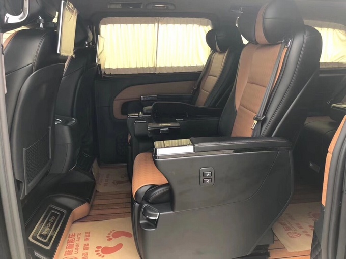 18款奔驰V250手续配置齐全 亏本清仓急出-图9