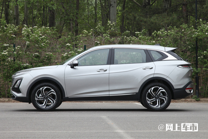 奔腾新SUV T90或6月18日上市预计卖11.43-15.13万元-图6