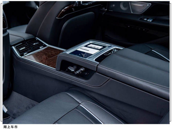 宝马新款M760i实拍搭6.6T加速媲美M5/配黑化套件-图12