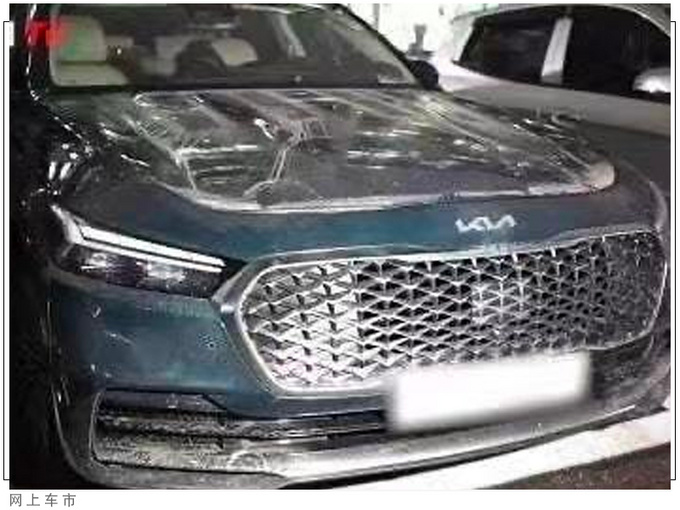 起亚全新旗舰轿车实拍搭3.3T引擎/升级贯穿尾灯-图3