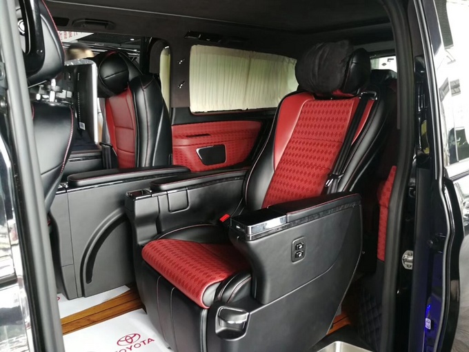 2018款奔驰V250商务车 豪华改装现车价格-图9