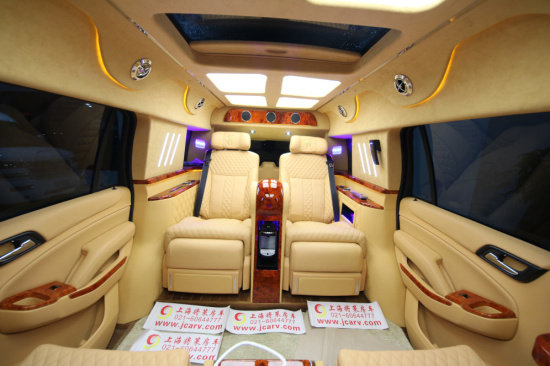 凯迪拉克总统一号 内饰做工符合国际标准-图4