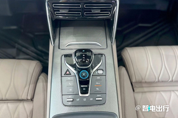 比亚迪唐家族三天后上市预售25-31万 配置升级-图13