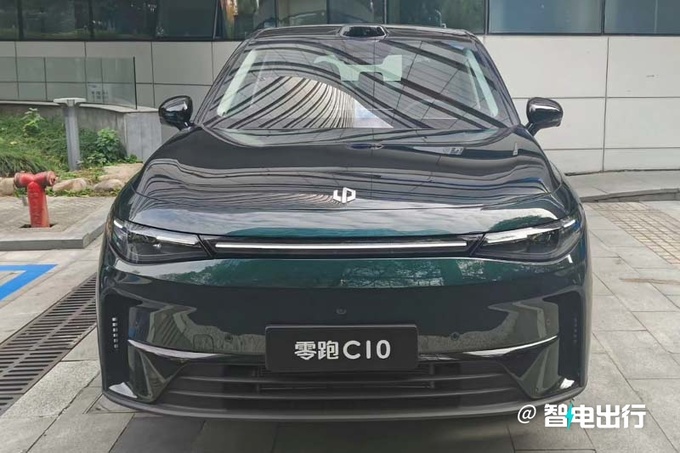 零跑C10下月10日预售销售订金1千 预计12.98万起-图3