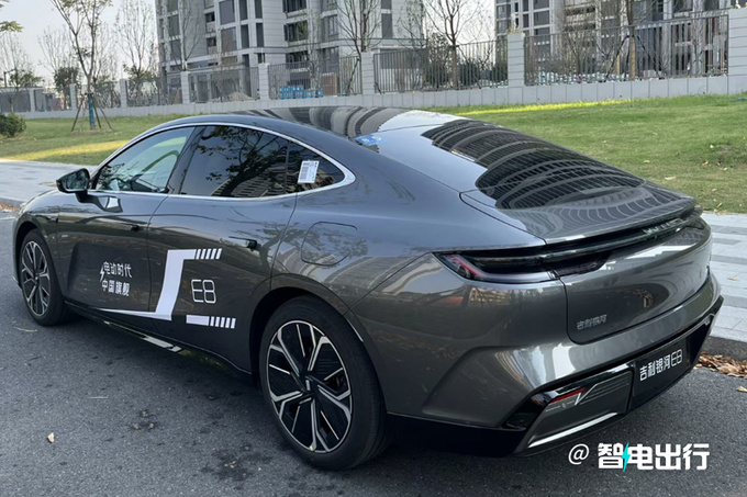 吉利银河E8或明年1月8日上市比比亚迪汉大一圈-图9