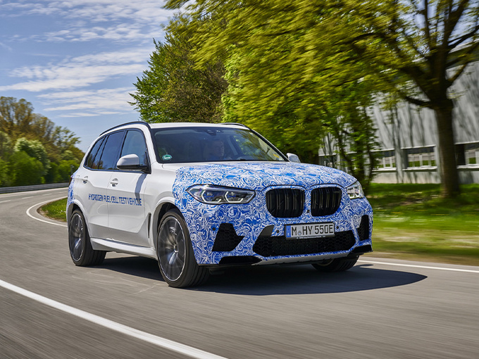 宝马X5新车型路试谍照2022年发布/新动力超3.0T-图1