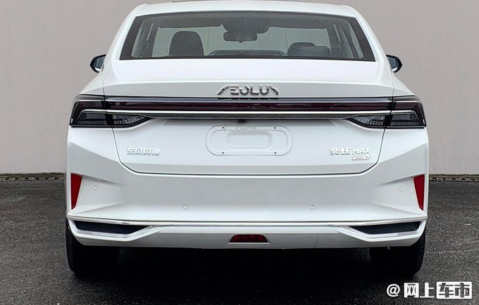 东风风神全新轿车曝光 比思域更大/1.5T动力强-图2